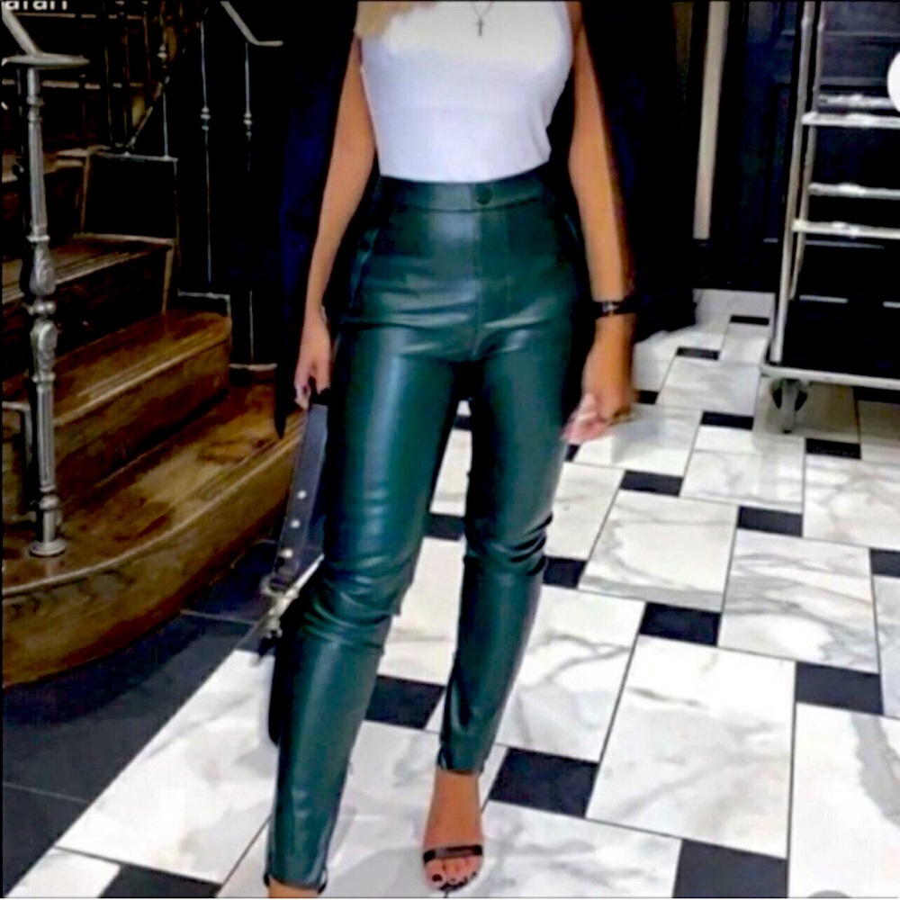 Zara Size Medium Green Faux Leather Lined High Rise Ankle Zip Pants Blogger EUC